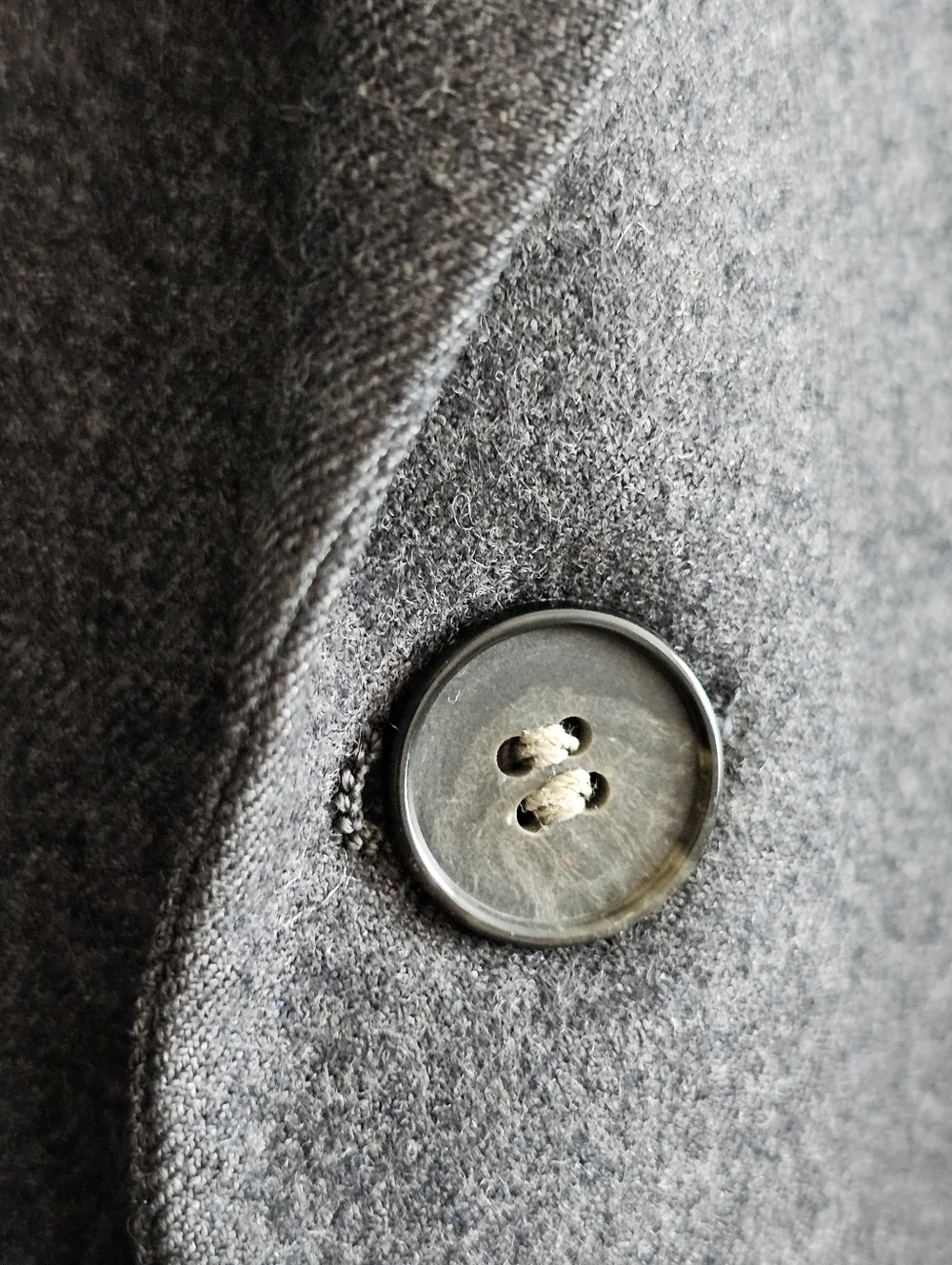 Daniel Hechter Paris 100% Wool Blazer Gray 2 Button Tailored Estimated Size 40R